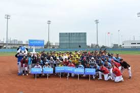 名记：博纳诺特离队后，埃苏戈将顶替其在欧冠名单位置